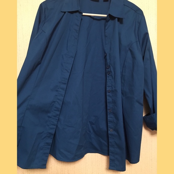 SOLD // Riders by Lee Button Up Top - Picture 5 of 8